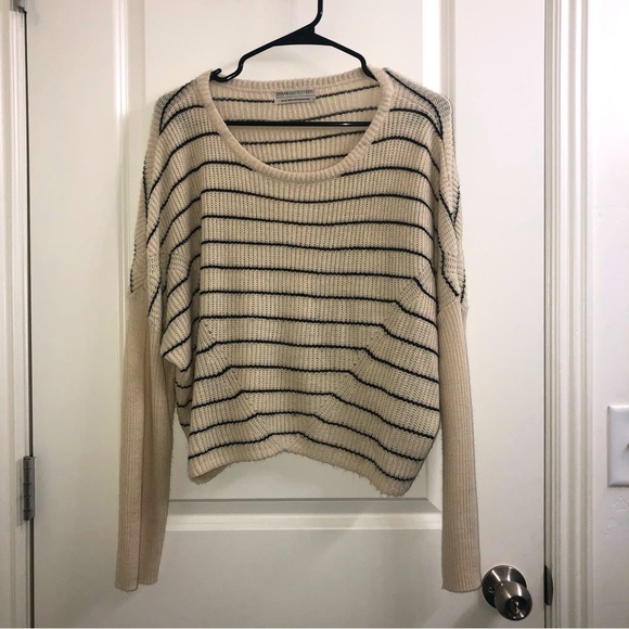 Urban Outfitters sweater - Picture 1 of 6